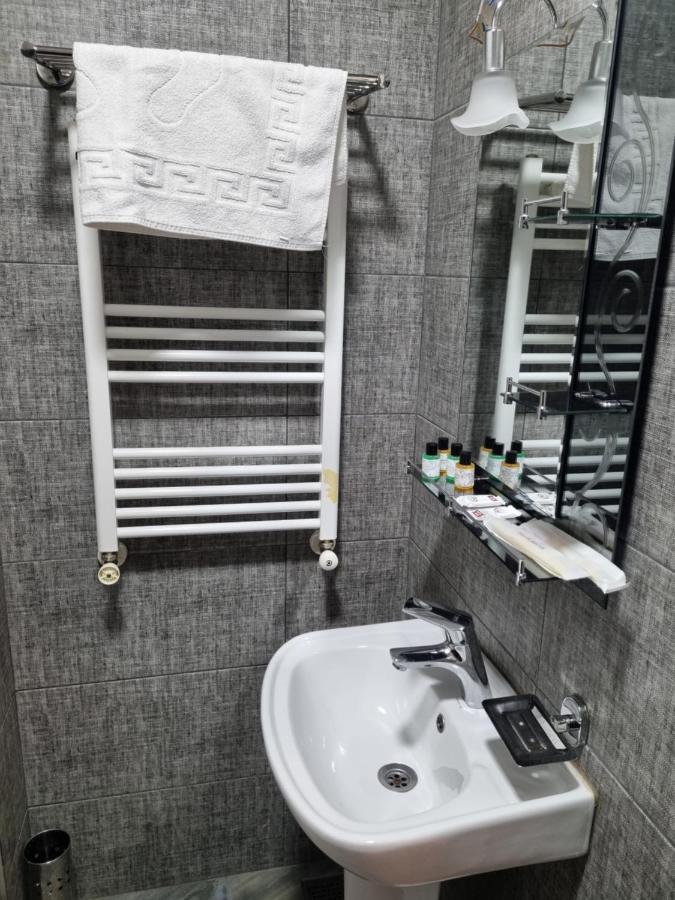 Mahali Hotel Batum Dış mekan fotoğraf