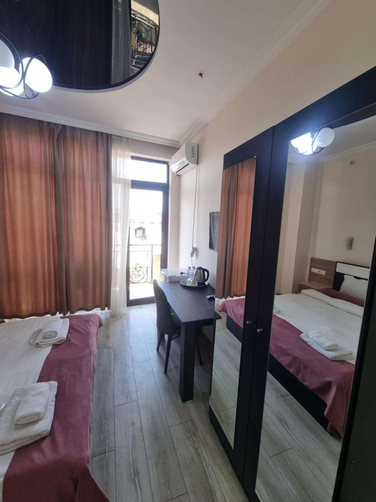 Mahali Hotel Batum Dış mekan fotoğraf
